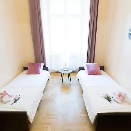 Apartments Roman *