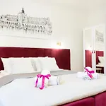 Апартаменты Apartments Roman