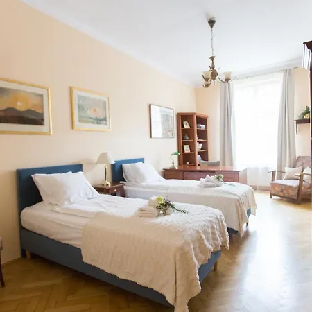 Apartments Roman *