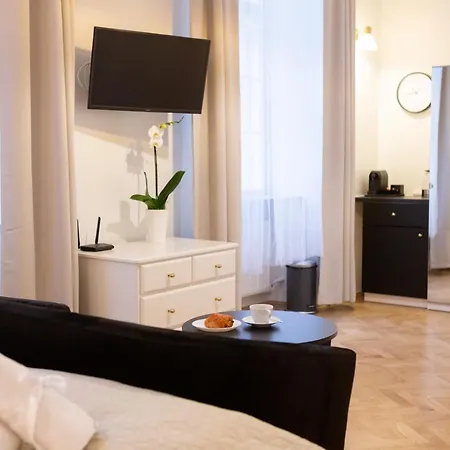 Apartments Roman Apartman *