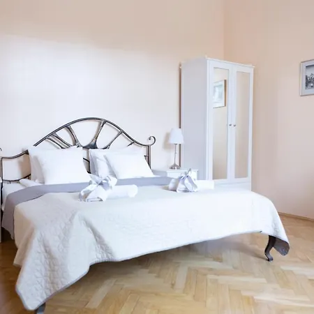 Apartment Apartments Roman Krakow
