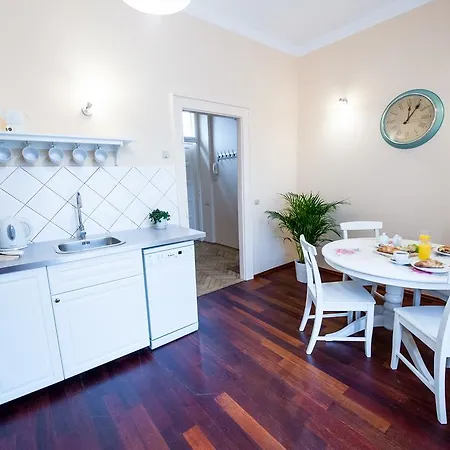 Apartments Roman
