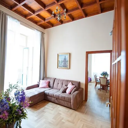 Apartments Roman Appartement *