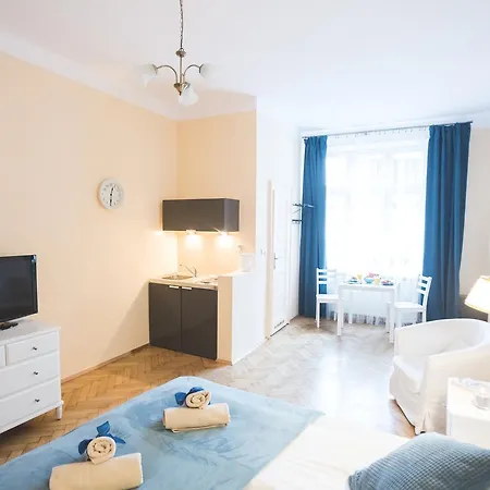 Apartments Roman Apartment *