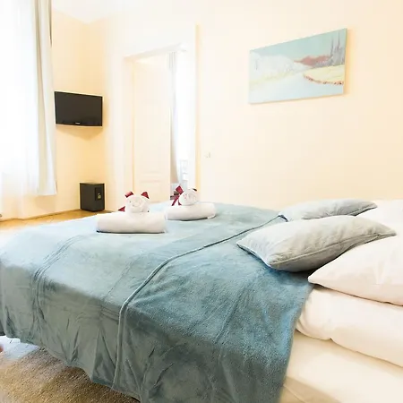 Apartment Apartments Roman