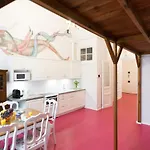 Apartments Roman *